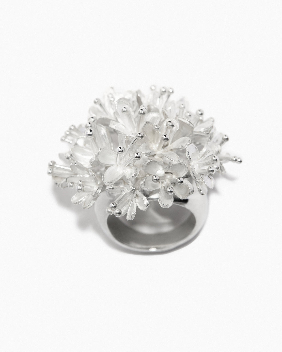 Round Wrapped Flower Bouquet Silver Ring