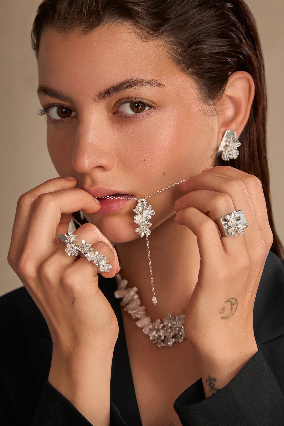 Trois Fleurs Earrings
