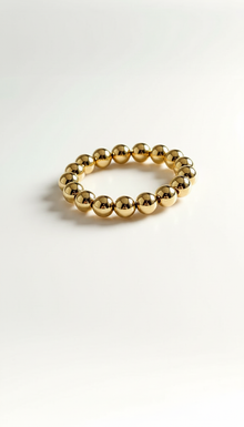 Anillo de oro fino y delicado apilable