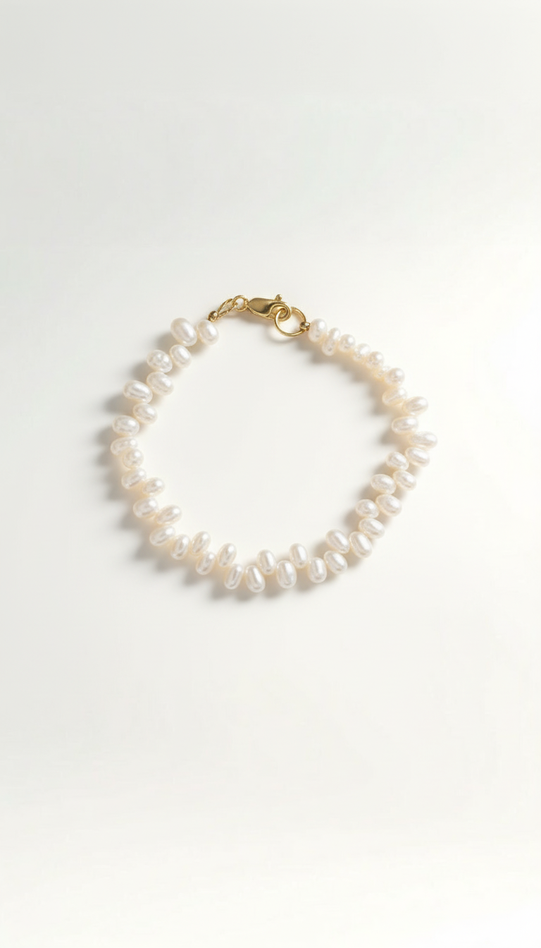 Wave Oval Pearl Bracelet
