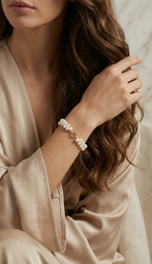 Wave Oval Pearl Bracelet