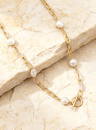 Thick Paperclip Chain & Peals Toggle Chocker